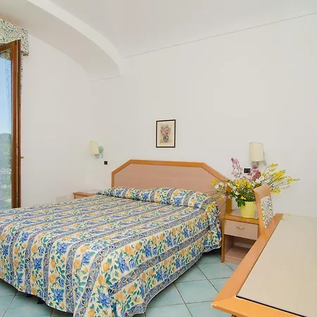 La Capannina - & 3*